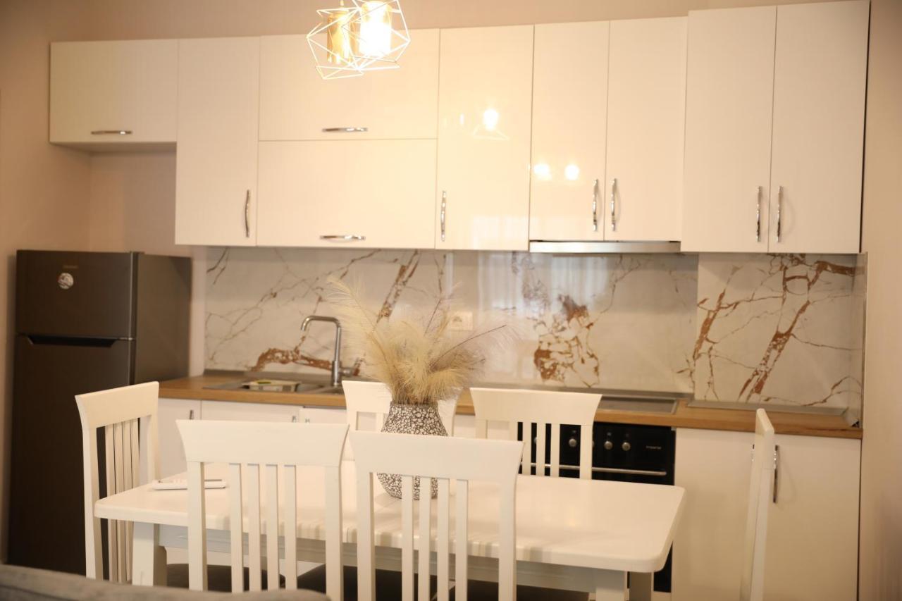 Apartment Amar Shkodra Exterior foto